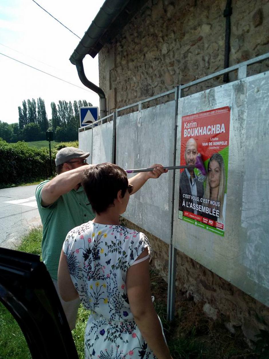 [Album Photos] Collage sur les panneaux officiels - 3e circonscription de l'Oise, 29 mai 2017