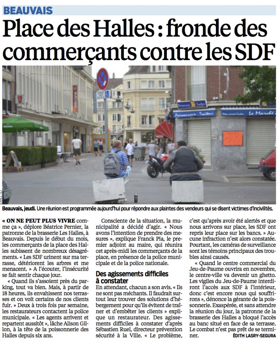 20150818-LeP-Beauvais-Place des Halles : fronde des commerçants contre les SDF