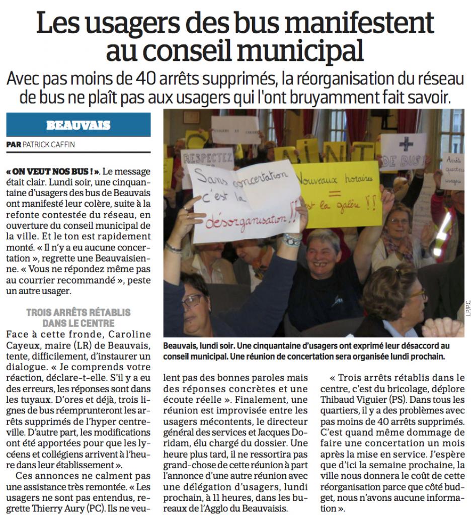 20160928-Le-Beauvais-Les usagers des bus manifestent au conseil municipal