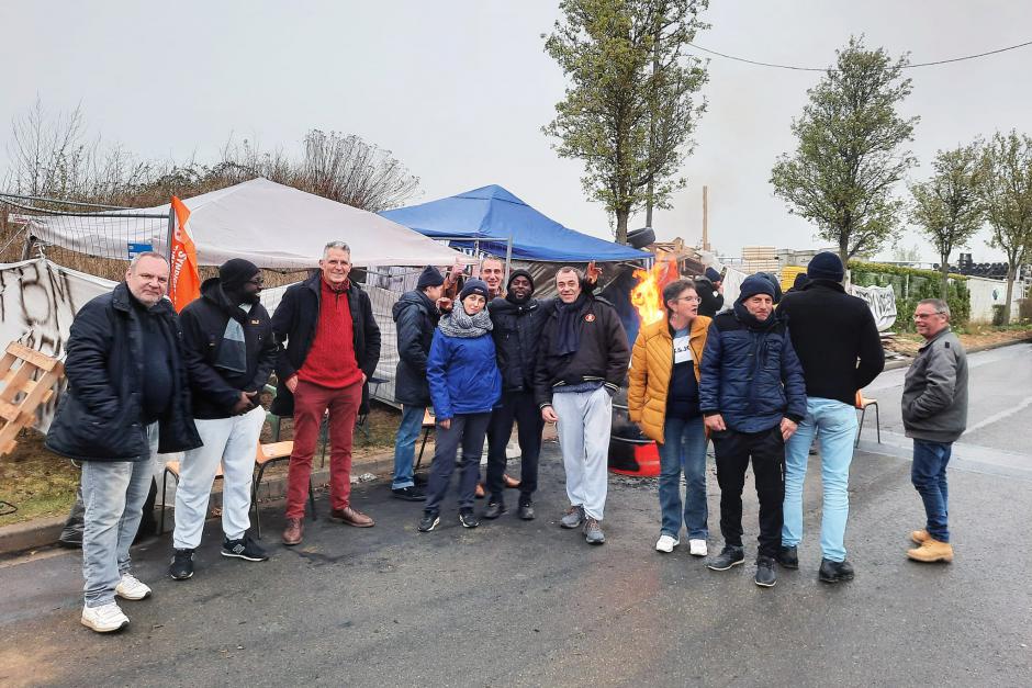 Thierry Aury et Amandine Collot soutiennent les salarié·e·s de Corolis en grève illimitée - Beauvais, 4 & 5 avril 2022