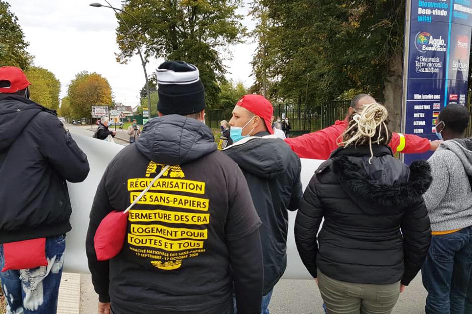 La Marche des sans-papiers et sans-emploi est arrivée dans l'Oise ! - Beauvais, 12 octobre 2020